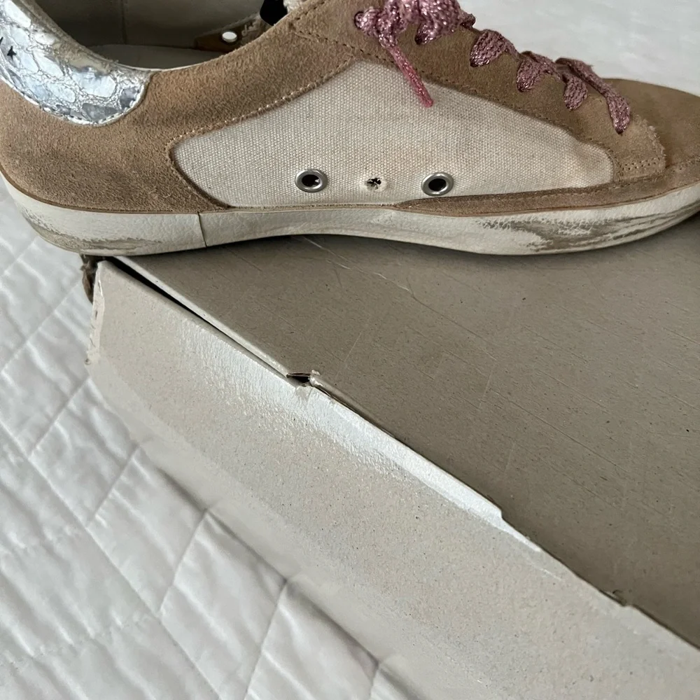 (SOLD) Golden Goose Sneakers - Picture 13 of 16